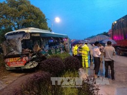 Tai nạn giao thông nghiêm trọng khiến nhiều người thương vong tại Giang Tây